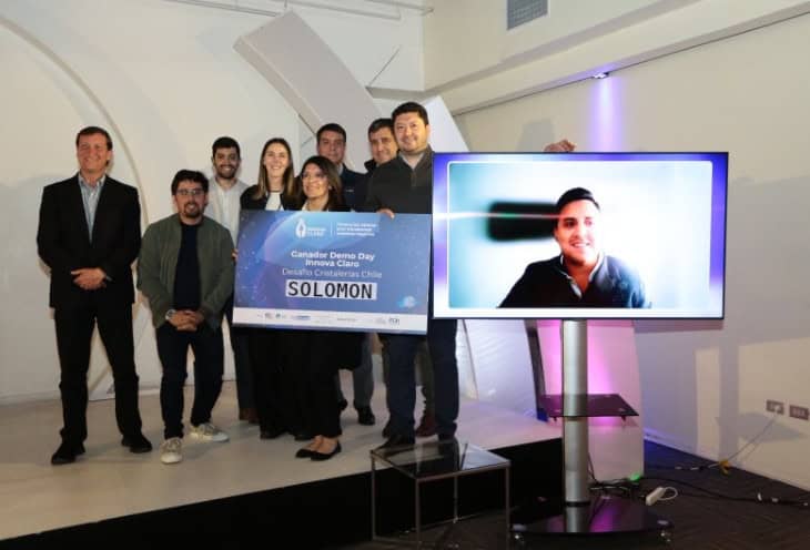 group photo of members from Solomon and partners at the Claro Group's ‘Innova Claro’ challenge 2024 awards in Chile